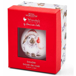 Pallo toimitetaan kauniissa laatikossa