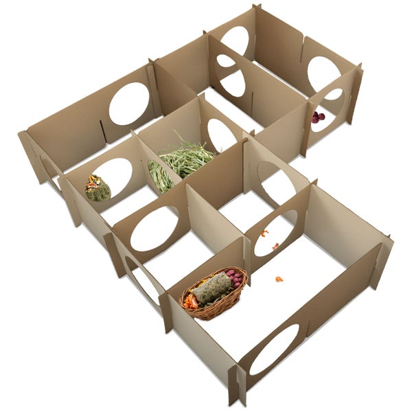 JR Farm labyrintti ruohokartonkia